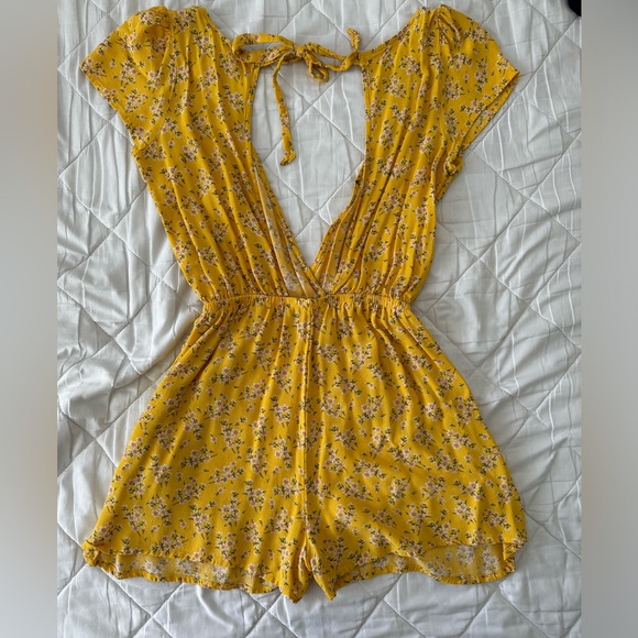 Romper - Picture 2 of 2